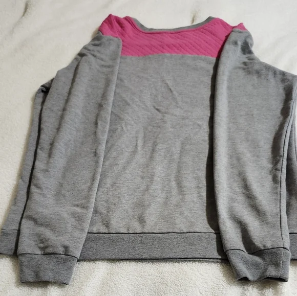 Disney Parks Sequin Mickey 71 Long Sleeve Crewneck shirt size Large - Picture 7 of 8